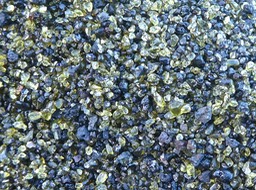 Le"sable de la plage “ / petits fragments de lave et cristaux d'olivineP1810359